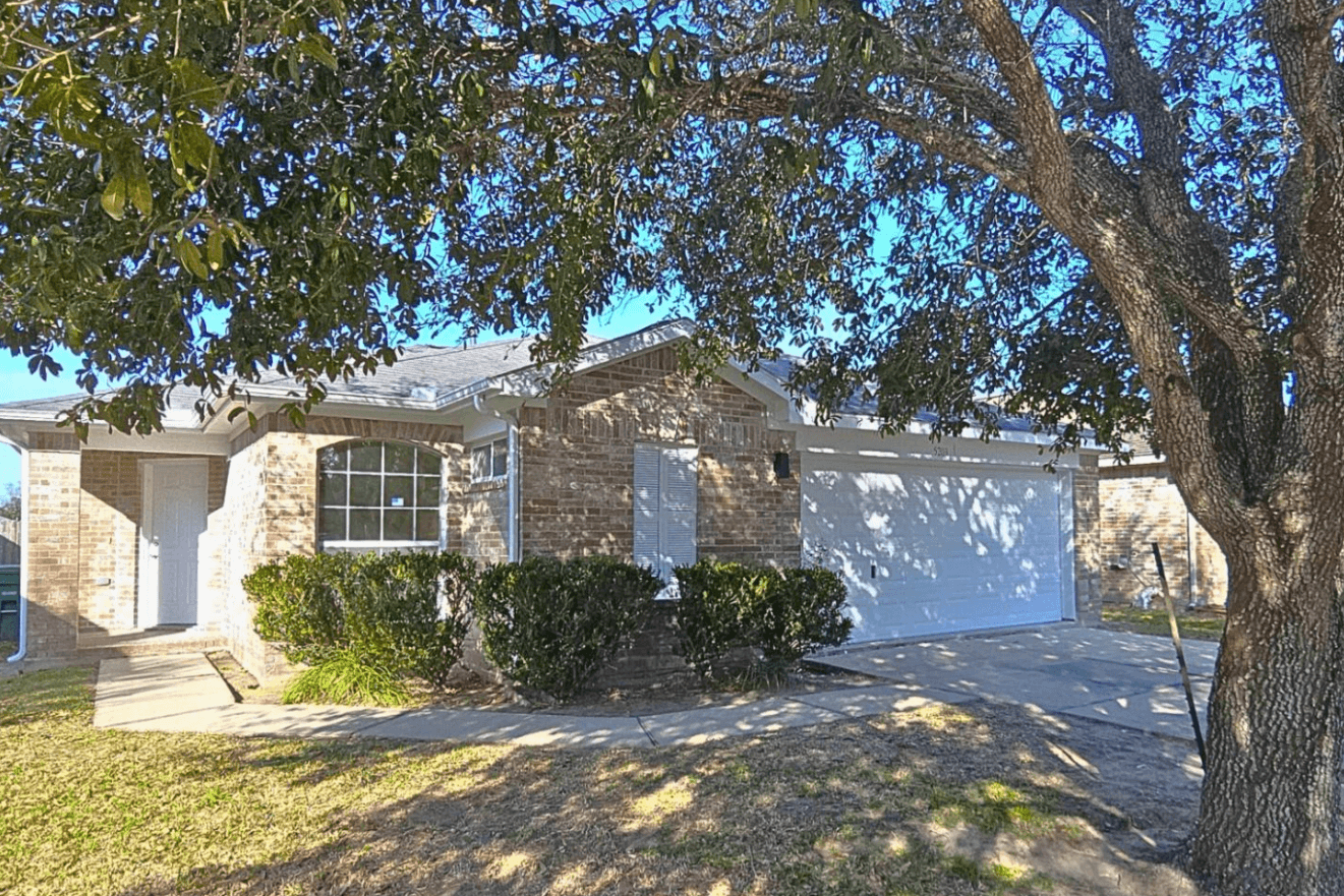 After: 5203 Panay Park Drive, Houston, TX following full renovation by MX Builders