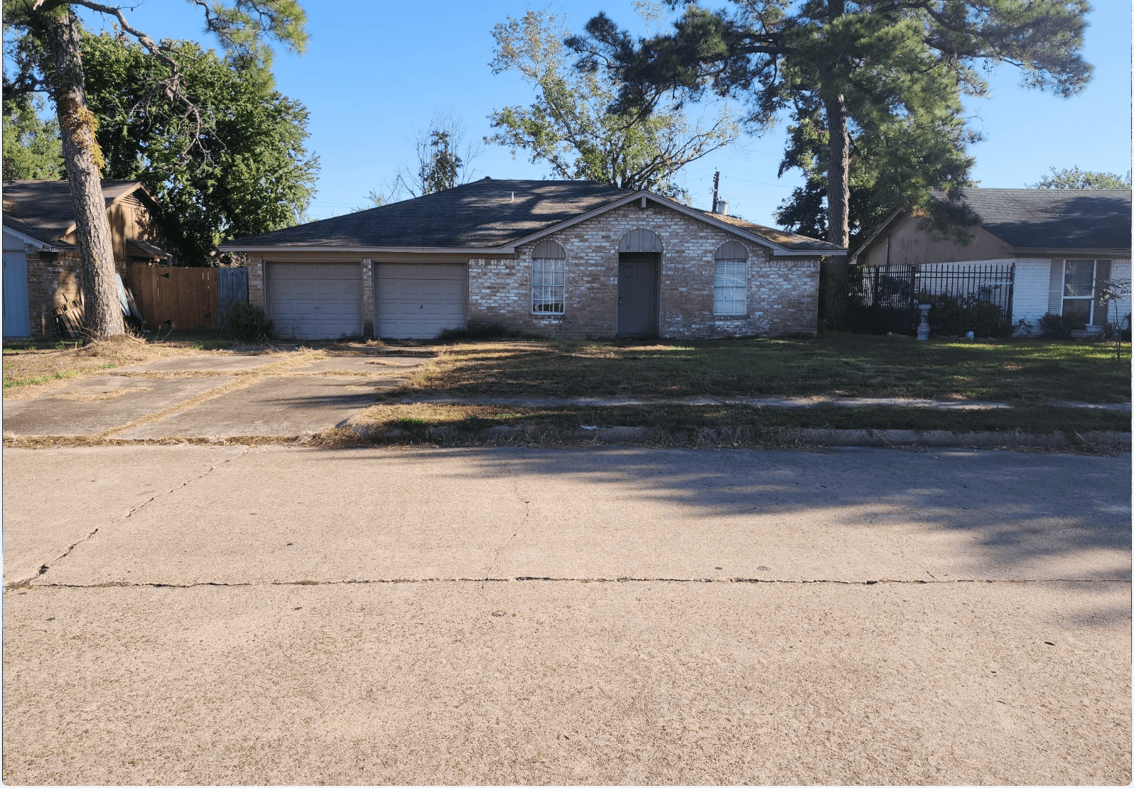 Before: 815 Centerwood Drive, Houston, TX prior to renovation
